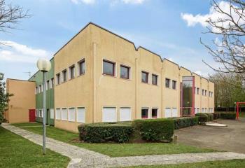 Location bureau Trappes (78190) - 774 m²