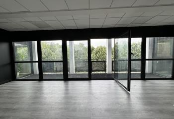 Location bureau Tremblay-en-France (93290) - 430 m²