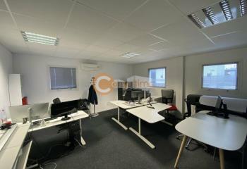 Location bureau Tresses (33370) - 94 m²