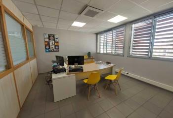 Location bureau Uzès (30700) - 300 m² à Uzès - 30700