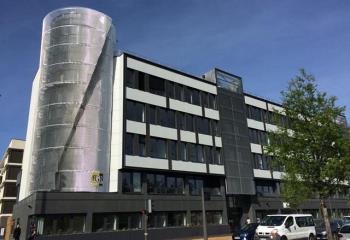 Location bureau Vaulx-en-Velin (69120) - 206 m²