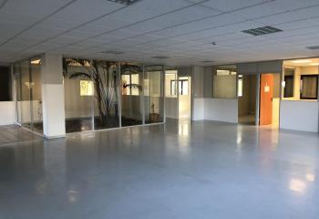 Location bureau Vaulx-en-Velin (69120) - 429 m² à Vaulx-en-Velin - 69120