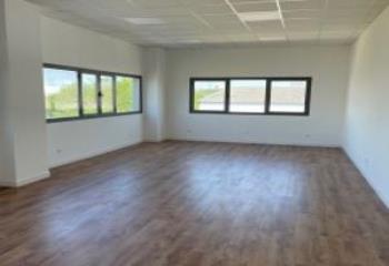 Location bureau Villeneuve-la-Garenne (92390) - 69 m² à Villeneuve-la-Garenne - 92390