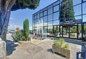 Location bureau Villeneuve-Loubet (06270) - 140 m²