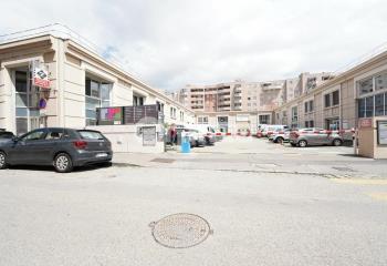 Location bureau Villeurbanne (69100) - 81 m²