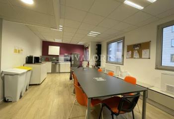 Location bureau Villeurbanne (69100) - 306 m² à Villeurbanne - 69100