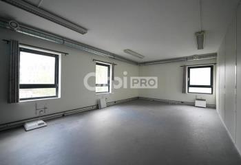 Location bureau Villeurbanne (69100) - 320 m²