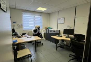 Location bureau Villeurbanne (69100) - 278 m²