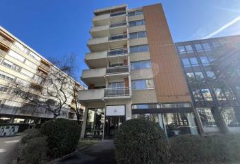 Location bureau Villeurbanne (69100) - 255 m² à Villeurbanne - 69100