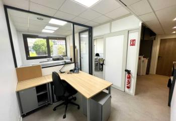 Location bureau Villeurbanne (69100) - 67 m²