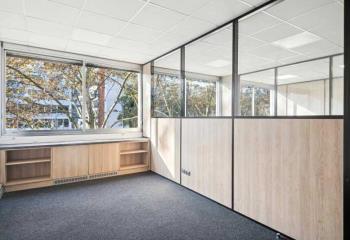 Location bureau Villeurbanne (69100) - 121 m²