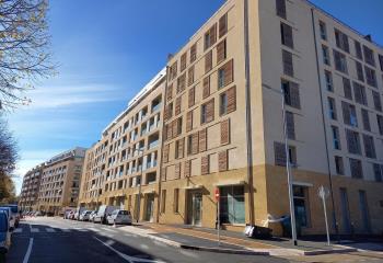 Location local commercial Aix-en-Provence (13100) - 232 m²