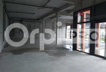 Location local commercial Beauvais (60000) - 158 m²