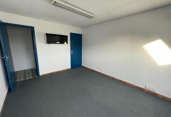 Location local commercial Beauvais (60000) - 65 m²