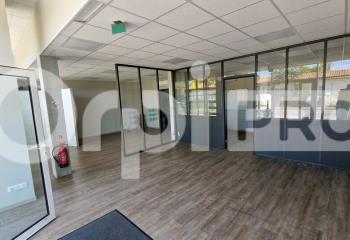 Location local commercial Bègles (33130) - 82 m²