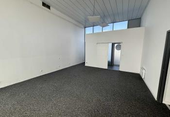 Location local commercial Bordeaux (33300) - 65 m²