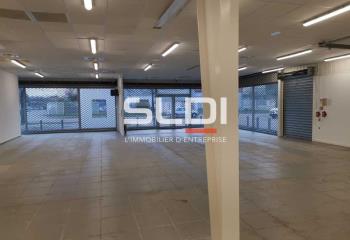 Location local commercial Bourgoin-Jallieu (38300) - 261 m²