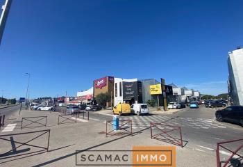 Location local commercial Cabriès (13480) - 93 m²
