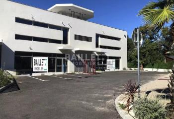 Location local commercial Cagnes-sur-Mer (06800) - 1207 m²