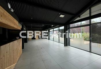 Location local commercial Clermont-Ferrand (63100) - 385 m²