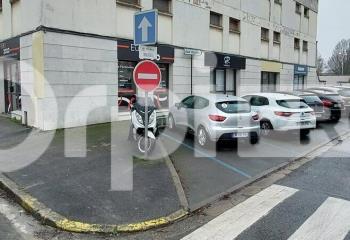 Location local commercial Creil (60100) - 65 m²