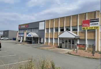 Location local commercial Le Coteau (42120) - 230 m²