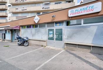 Location local commercial Le Kremlin-Bicêtre (94270) - 433 m² au Kremlin-Bicêtre - 94270