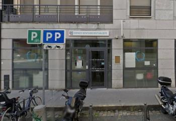 Location local commercial Lyon 9 (69009) - 154 m²