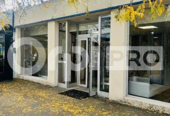 Location local commercial Melun (77000) - 200 m²