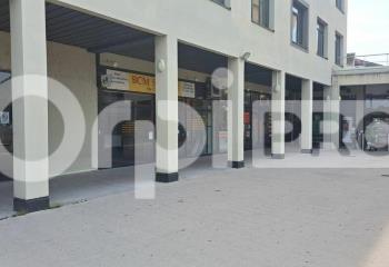 Location local commercial Montluçon (03100) - 125 m²