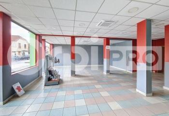 Location local commercial Montluçon (03100) - 100 m²