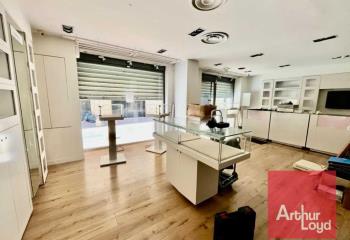 Location local commercial Montpellier (34000) - 180 m²