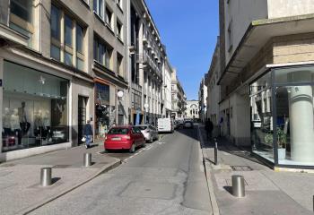 Location local commercial Nantes (44000) - 80 m² à Nantes - 44000