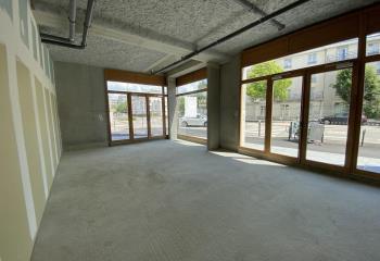 Location local commercial Nantes (44300) - 67 m²