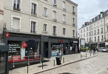 Location local commercial Orléans (45000) - 217 m²