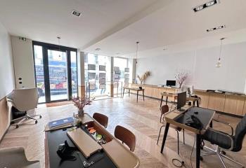 Location local commercial Paris 11 (75011) - 101 m² à Paris 11 - 75011