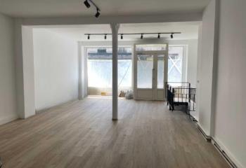 Location local commercial Paris 15 (75015) - 130 m² à Paris 15 - 75015