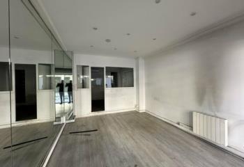 Location local commercial Paris 15 (75015) - 49 m² à Paris 15 - 75015