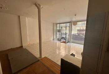 Location local commercial Paris 17 (75017) - 47 m²