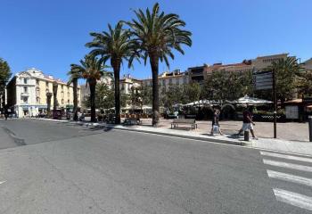 Location local commercial Perpignan (66000) - 300 m²