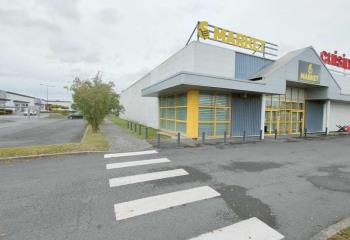 Location local commercial Reims (51100) - 654 m²