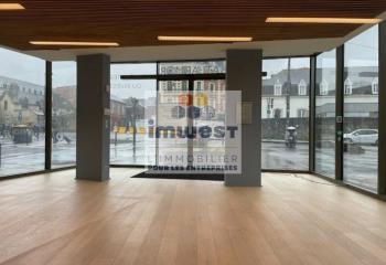 Location local commercial Rennes (35000) - 271 m²