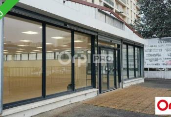 Location local commercial Romans-sur-Isère (26100) - 500 m²