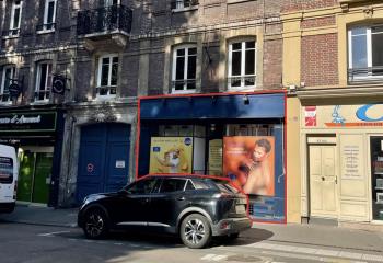 Location local commercial Rouen (76000) - 77 m²