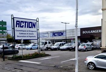 Location local commercial Saint-Dié-des-Vosges (88100) - 1234 m² à Saint-Dié-des-Vosges - 88100