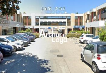 Location local commercial Saint-Laurent-du-Var (06700) - 130 m²