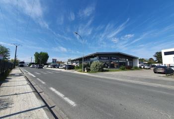 Location local commercial Saint-Médard-en-Jalles (33160) - 405 m² à Saint-Médard-en-Jalles - 33160