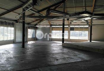 Location local commercial Serres-Castet (64121) - 1250 m² à Serres-Castet - 64121