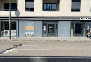 Location local commercial Tassin-la-Demi-Lune (69160) - 71 m²