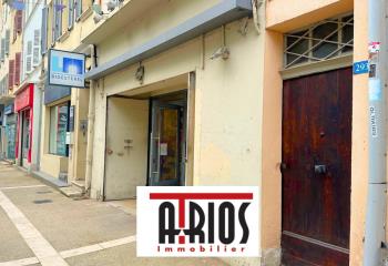 Location local commercial Toulon (83000) - 90 m²